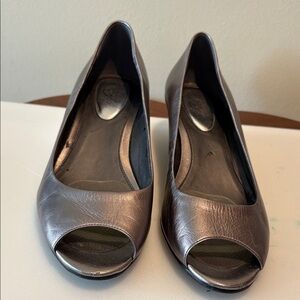 Alfani  Step n flex women’s shoes
Pep-toe  2”wedge heel metallic, pewter padded